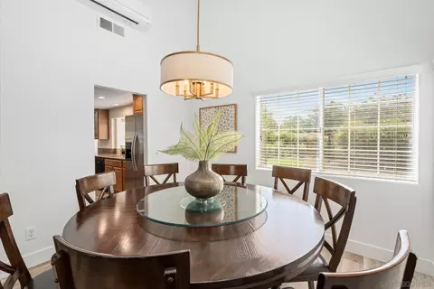 Dining - 12753 Aspen Ct, Poway, CA 92064 photo 3 of 5