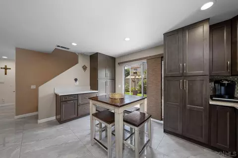 Kitchen - 1631 Applegate St, Chula Vista, CA 91913 photo 4 of 5