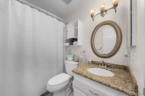 Bath - 1631 Applegate St, Chula Vista, CA 91913 photo 1 of 3