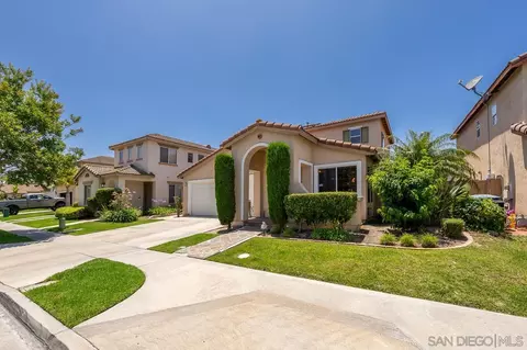 Exterior - 1631 Applegate St, Chula Vista, CA 91913 photo 4 of 6