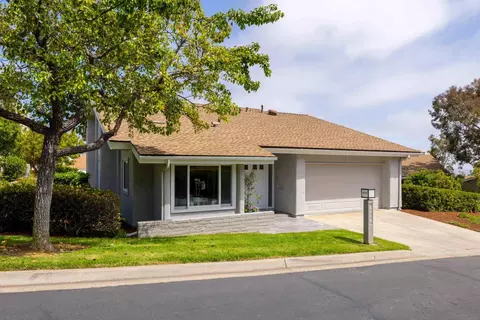 Exterior - 5719 Caminito Norte, La Jolla, CA 92037 photo 9 of 13