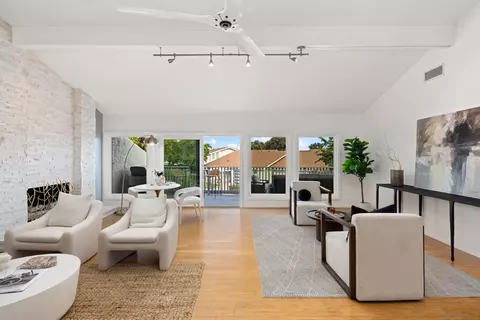 Living - 5719 Caminito Norte, La Jolla, CA 92037 photo 3 of 4
