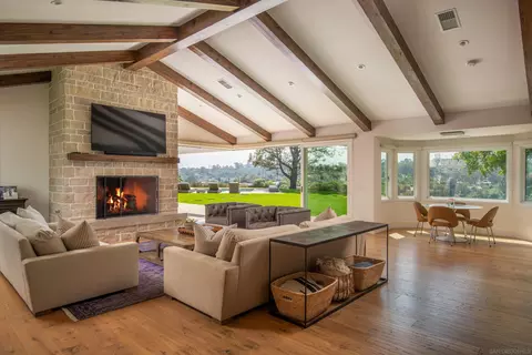 3035 Paseo Cielo, Rancho Santa Fe, CA 92067