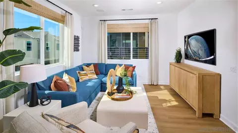 11866 Zach Dr, San Diego, CA 92128
