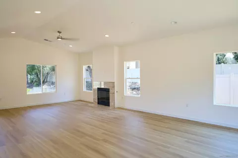11989 Raceway Ln, Lakeside, CA 92040 photo 9