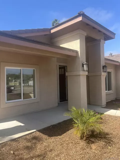 11989 Raceway Ln, Lakeside, CA 92040 photo 2