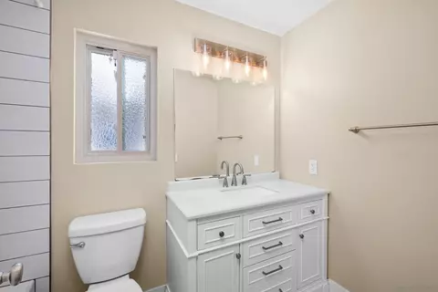 Bath - 11710 Avenida Marcella, El Cajon, CA 92019 photo 3 of 4