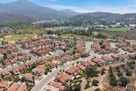 View/Area - 11710 Avenida Marcella, El Cajon, CA 92019 photo 2 of 16
