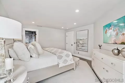 Bedroom - 12 Mardi Gras Rd, Coronado, CA 92118 photo 4 of 8