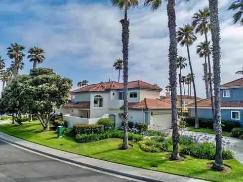 Exterior - 12 Mardi Gras Rd, Coronado, CA 92118 photo 13 of 15