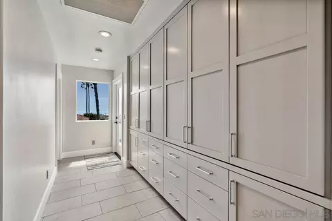 Entry Way - 12 Mardi Gras Rd, Coronado, CA 92118 photo 7 of 7
