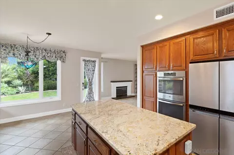 Kitchen - 16697 Feldspar, Ramona, CA 92065 photo 4 of 4