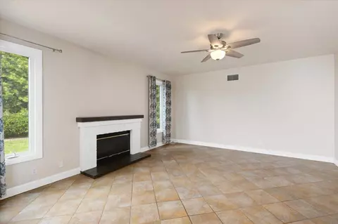 Living - 16697 Feldspar, Ramona, CA 92065 photo 5 of 8