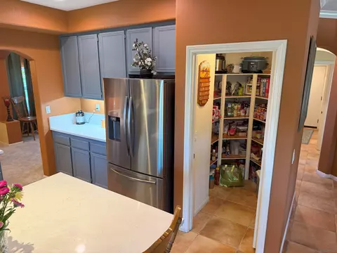 Kitchen - 10146 Lauren Way, Santee, CA 92071 photo 3 of 5