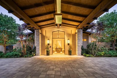 6005 La Jolla Scenic Dr S, La Jolla, CA 92037