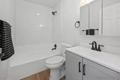 Bath - 8603 Cordial Rd, El Cajon, CA 92021 photo 1 of 2