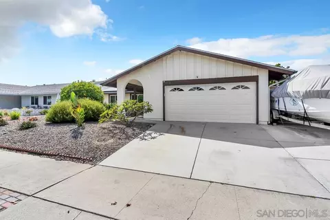 3978 Shenandoah Dr, Oceanside, CA 92056 photo 3