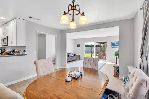3978 Shenandoah Dr, Oceanside, CA 92056 photo 11