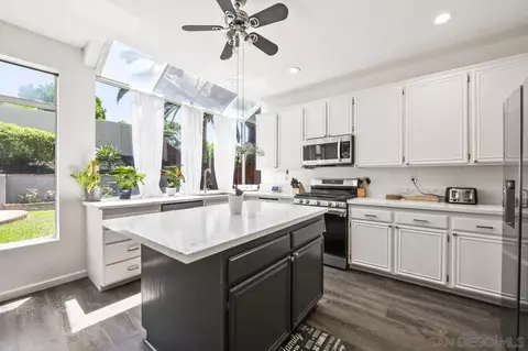 Kitchen - 4887 Motif St, Oceanside, CA 92057 photo 1 of 2