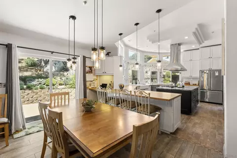 Dining - 10505 Valle Vista Rd, Lakeside, CA 92040 photo 2 of 4