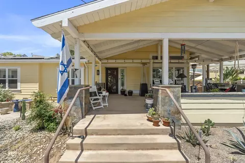 Exterior - 10505 Valle Vista Rd, Lakeside, CA 92040 photo 4 of 21