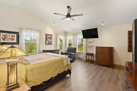 Bedroom - 10505 Valle Vista Rd, Lakeside, CA 92040 photo 7 of 8