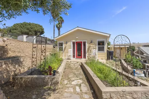 Exterior - 10505 Valle Vista Rd, Lakeside, CA 92040 photo 10 of 21