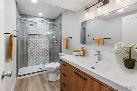 Bath - 13765 Celestial Rd, Poway, CA 92064 photo 3 of 7