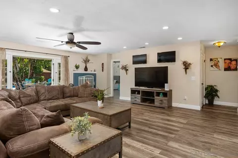 14643 Evening Star Dr, Poway, CA 92064 photo 16