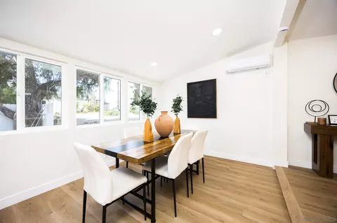 Dining - 678 Robby Way, Fallbrook, CA 92028 photo 1 of 2