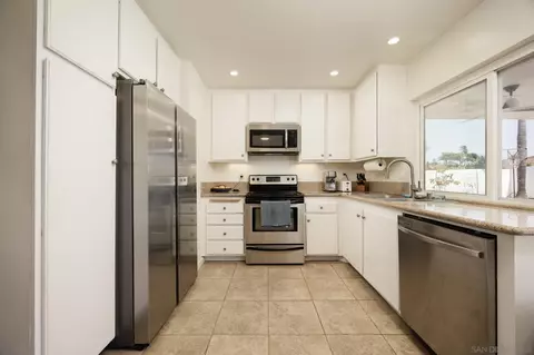 Kitchen - 10835 Grand Fork Dr, Santee, CA 92071 photo 1 of 4
