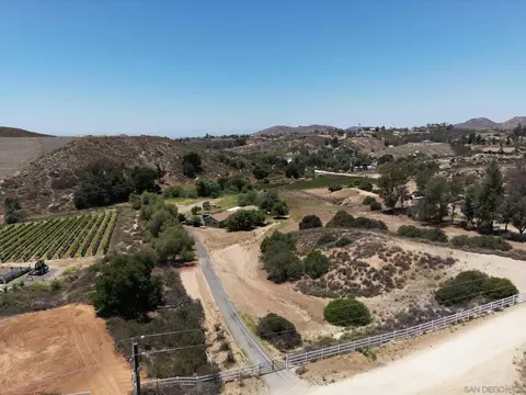 38865 Calle Breve, Temecula, CA 92592