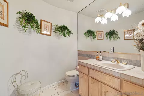 Bath - 1217 Sangamon Ave, Spring Valley, CA 91977 photo 6 of 6