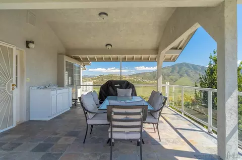 Exterior - 1217 Sangamon Ave, Spring Valley, CA 91977 photo 2 of 7