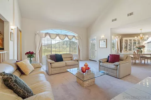 Living - 1217 Sangamon Ave, Spring Valley, CA 91977 photo 2 of 4