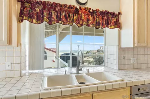 Kitchen - 1217 Sangamon Ave, Spring Valley, CA 91977 photo 3 of 3