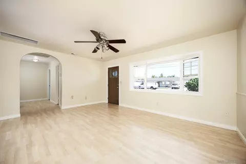 Living - 9226 Carita Rd, Santee, CA 92071 photo 6 of 7