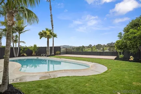 5852 Dirac St, San Diego, CA 92122