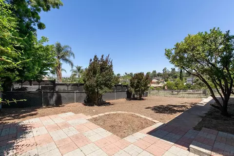 915 Mandarin Dr, Fallbrook, CA 92028 photo 14