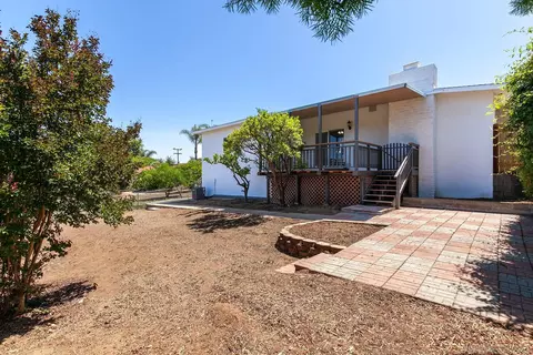 915 Mandarin Dr, Fallbrook, CA 92028 photo 12