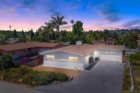 915 Mandarin Dr, Fallbrook, CA 92028