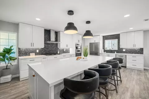 6521 Cowles Mountain Blvd, San Diego, CA 92119
