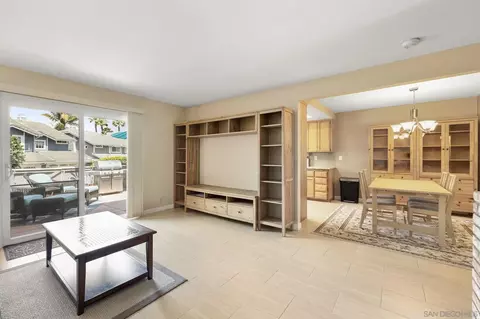 Living - 677 Summer View Cir, Encinitas, CA 92024 photo 2 of 3