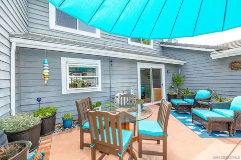 Exterior - 677 Summer View Cir, Encinitas, CA 92024 photo 6 of 15