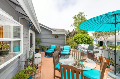 Exterior - 677 Summer View Cir, Encinitas, CA 92024 photo 5 of 15