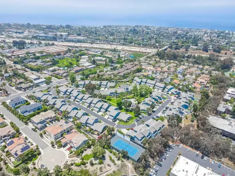 View/Area - 677 Summer View Cir, Encinitas, CA 92024 photo 8 of 12
