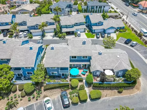 View/Area - 677 Summer View Cir, Encinitas, CA 92024 photo 1 of 12