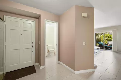 Entry Way - 677 Summer View Cir, Encinitas, CA 92024 photo 2 of 2