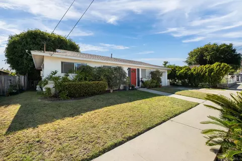 4935 Roja Dr, Oceanside, CA 92057