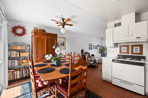 4935 Roja Dr, Oceanside, CA 92057 photo 9